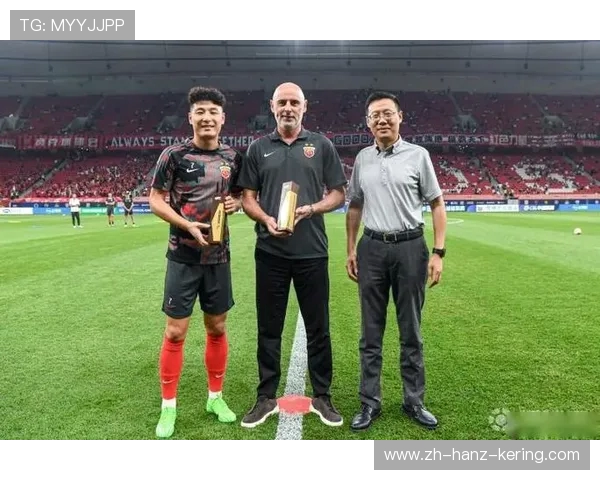 武磊再度闪耀绿茵场引领中国足球新希望谱写荣耀征程