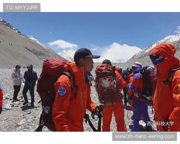 西安街舞队配合技巧深度对比分析与团队协作探讨